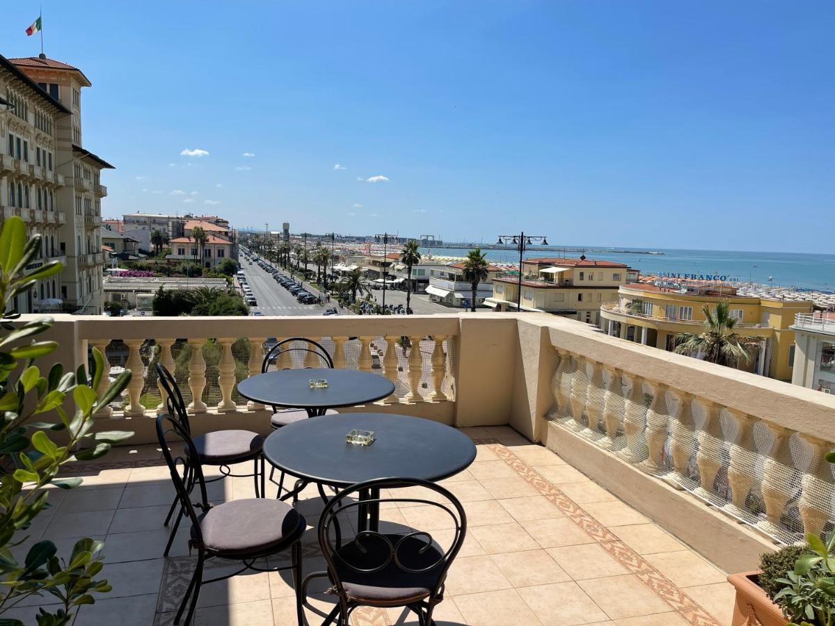 Villa Tina Hotel Виареджо Экстерьер фото