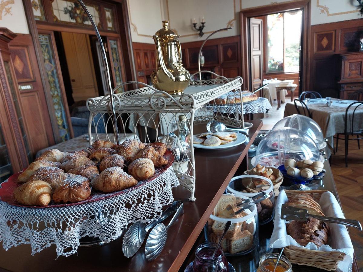 Villa Tina Hotel Виареджо Экстерьер фото